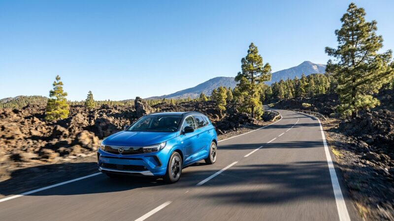 Opel Grandland Hybrid Tenerife Körrecension