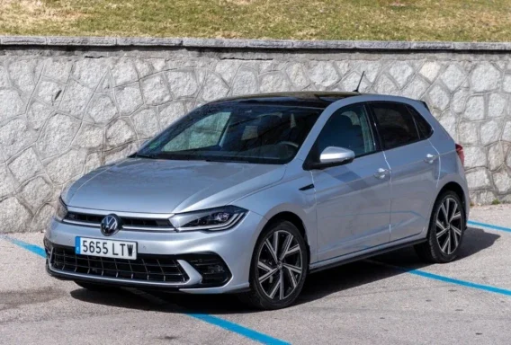 Volkswagen Polo (Automat, 1.2 L, 5 platser)